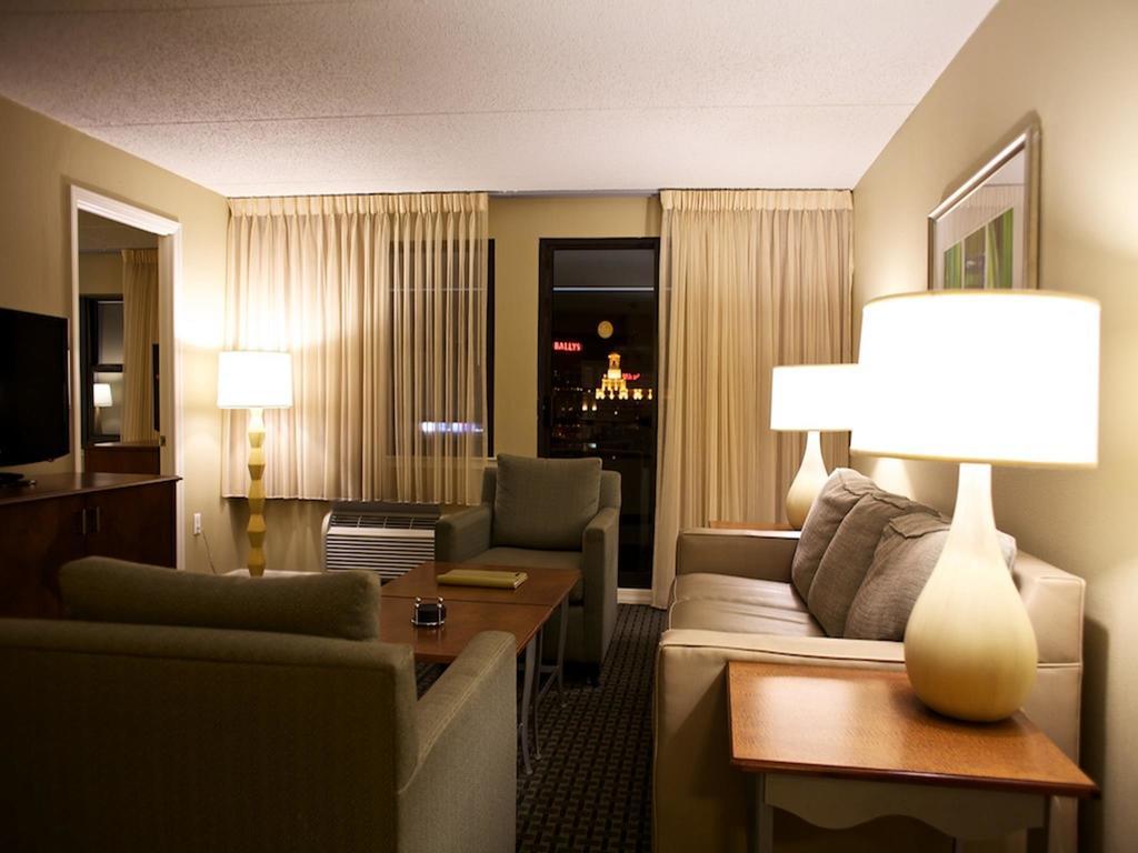 Hotel Club Wyndham Skyline Tower Atlantic City Esterno foto